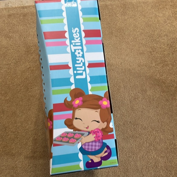 LILLY TIKES COOK AND BAKE KITCHEN BRAND NEW USE WITH LILLY, AMI AND TOMMY DOLLS - Picture 4 of 12